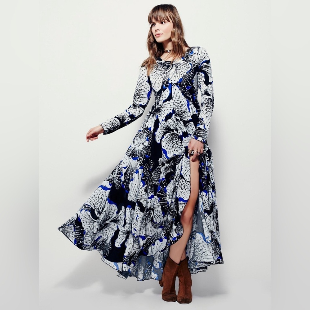 Free People First Kiss Printed Maxi Dress Dark Onyx Combo Small